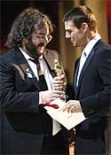 Peter Jackson recibiendo un Oscar