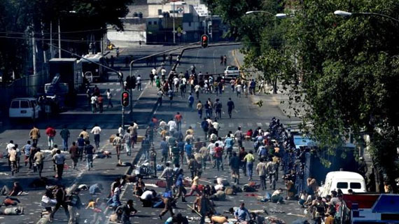 Avenida cortada por el rodaje de "Roma", de Alfonso Cuarón