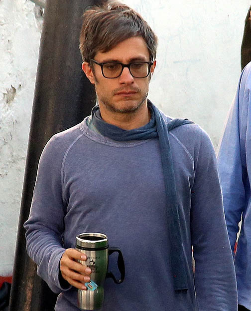 Gael García Bernal, mientras filmaba "Chicuarotes"
