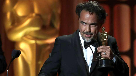 En la gala de los premios especiales, Iñárritu recibió el quinto Oscar de su vida