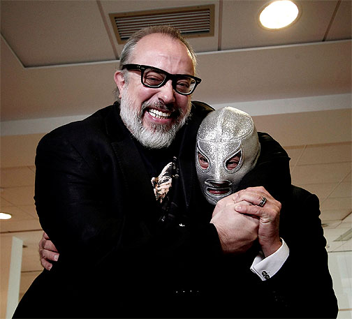 De la Iglesia bromea con el hijo de El Santo (JCR)