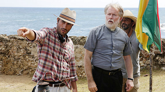 Quintana, con Martin Sheen, en el rodaje de "The Vessel"