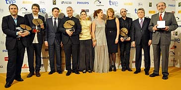 Los ganadores con Cerezo y la ministra González-Sinde (Pipo Fdez.) Los ganadores con Cerezo y la ministra González-Sinde