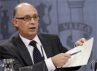 El ministro Montoro (EFE) El ministro Montoro (EFE)
