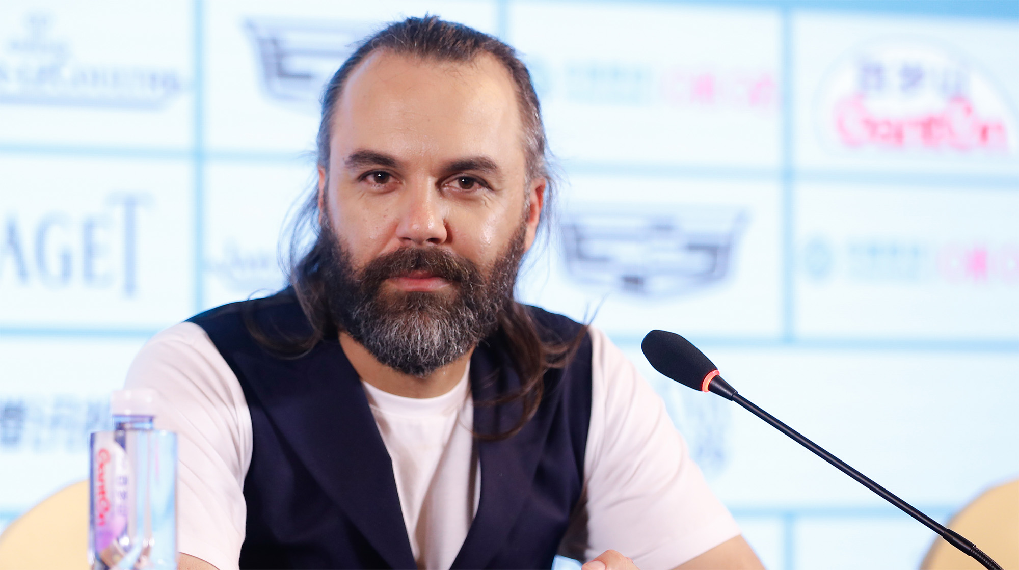 Mehdi Fard Ghaderi Mehdi Fard Ghaderi